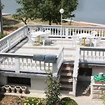 - Donja 2001b Supetarska Draga